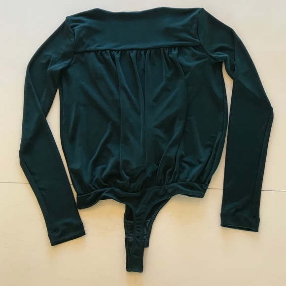 FREE PEOPLE DEEP V GREEN TURNT BODYSUIT - Picture 4 of 14